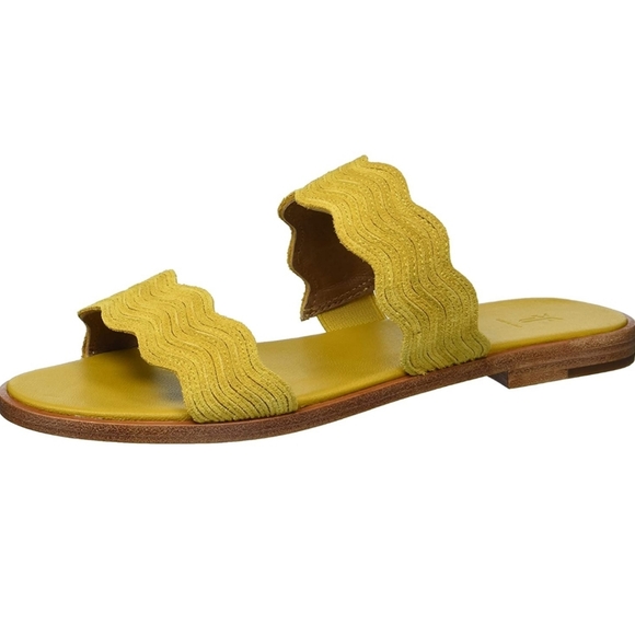 Frye Shoes - NWB Frye Honey Yellow Flat Strap Sandals 8M